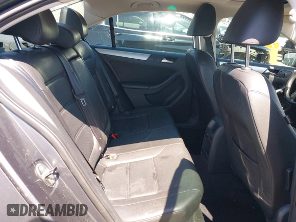 2013 Volkswagen Jetta SE with VIN 3VWDP7AJ8DM436818, listed as a IAAI auction lot 42386196 with 121,043 mi miles and . Bid and sale history available at DreamBid. Image 8.