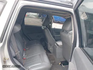 2005 Jeep Grand Cherokee Laredo with VIN 1J4GS48K75C644259, listed as a IAAI auction lot 42044878 with 250,841 mi miles. Bid and sale history available at carsss.com. Image 8.