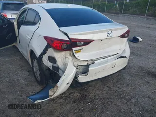 2014 Mazda 3 i Grand Touring with VIN JM1BM1W72E1122173, listed as a IAAI auction lot 41922628 with 118,772 mi miles and . Bid and sale history available at carsss.com. Image 6.
