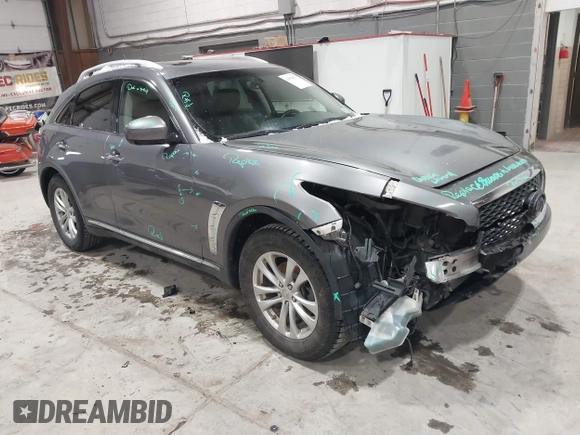 2017 Infiniti QX70 z VIN JN8CS1MU3HM143799, wystawiony jako IAAI lot #41554527 z przebiegiem 70 453 mil mil oraz . Historia ofert i sprzedaży dostępna na DreamBid. Obrazek 1.