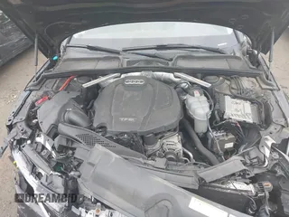 2017 Audi A4 Premium Plus z VIN WAUENAF42HN040468, wystawiony jako IAAI lot #42535328 z przebiegiem 104 189 mil mil oraz . Historia ofert i sprzedaży dostępna na DreamBid. Obrazek 10.