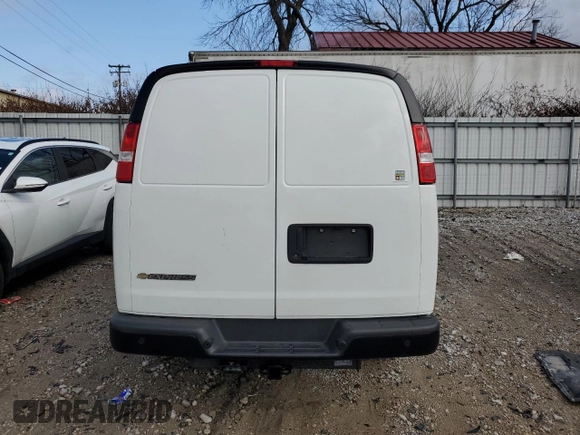 2023 Chevrolet Express Cargo z VIN 1GCWGAFP4P1260339, wystawiony jako Copart lot #41892865 z przebiegiem 7 185 mil mil oraz Nie do naprawy • Non repairable. Historia ofert i sprzedaży dostępna na DreamBid. Obrazek 6.
