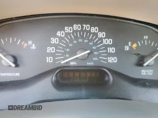 2000 Buick Century Custom with VIN 2G4WS52J5Y1113493, listed as a Copart auction lot 44458675 with 208,752 mi miles and Salvage Title. Bid and sale history available at DreamBid. Image 9.