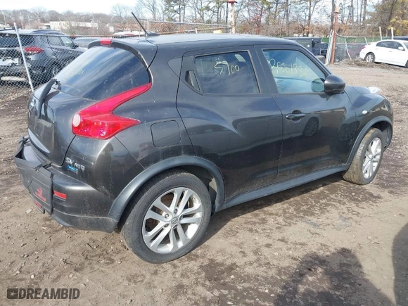 2013 Nissan Juke SL with VIN JN8AF5MV9DT215374, listed as a IAAI auction lot 41636963 with 999,999 mi miles. Bid and sale history available at carsss.com. Image 4.