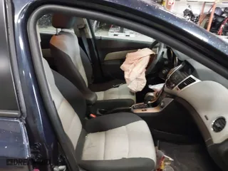 2016 Chevrolet Cruze Limited LS with VIN 1G1PC5SH5G7186165, listed as a IAAI auction lot 41071700 with 123,809 mi miles. Bid and sale history available at carsss.com. Image 5.