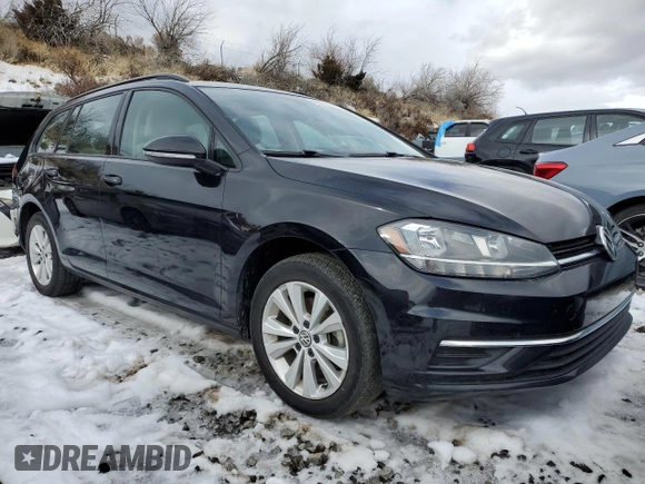 2019 Volkswagen Golf SportWagen S with VIN 3VW117AU6KM501399, listed as a Copart auction lot 40980504 with 65,967 mi miles. Bid and sale history available at carsss.com. Image 4.