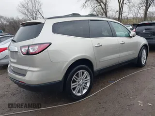 2015 Chevrolet Traverse LT with VIN 1GNKRGKDXFJ241842, listed as a IAAI auction lot 41009812 with 149,158 mi miles. Bid and sale history available at carsss.com. Image 4.