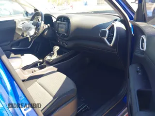 2020 Kia Soul GT-Line with VIN KNDJ63AUXL7006101, listed as a IAAI auction lot 41588640 with 41,003 mi miles. Bid and sale history available at carsss.com. Image 5.