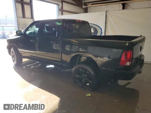 2018 Ram 1500 Express z VIN 3C6RR7KG7JG235452, wystawiony jako Copart lot #45942225 z przebiegiem 85 719 mil mil oraz Szkoda całkowita • Salvage title. Historia ofert i sprzedaży dostępna na DreamBid. Obrazek 2.