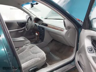 2000 Chevrolet Malibu LS with VIN 1G1NE52J7Y6149016, listed as a IAAI auction lot 40665394 with 0 mi miles. Bid and sale history available at carsss.com. Image 5.