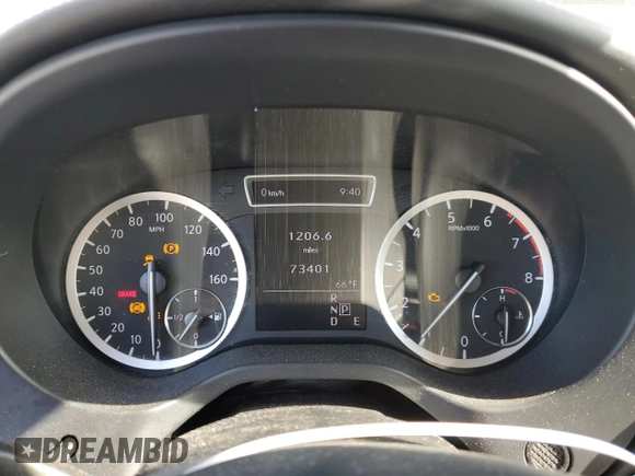 2018 Infiniti QX30 Luxury with VIN SJKCH5CP3JA060276, listed as a Copart auction lot 52947805 with 73,401 mi miles and Salvage title. Bid and sale history available at DreamBid. Image 9.