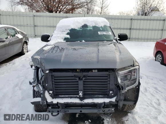 2024 Ford Ranger XL with VIN 1FTER4PH1RLE27021, listed as a Copart auction lot 43577965 with 7,685 mi miles and Salvage Title. Bid and sale history available at carsss.com. Image 5.