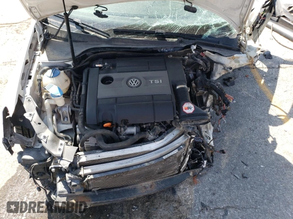 2012 Volkswagen Golf w/Sunroof & Navi z VIN WVWRF7AJ2CW316569, wystawiony jako Copart lot #65226494 z przebiegiem Nie podano mil oraz Szkoda całkowita • Salvage title. Historia ofert i sprzedaży dostępna na DreamBid. Obrazek 12.