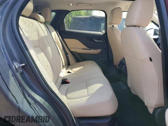 2017 Jaguar F-Pace 35t Premium z VIN SADCJ2BV0HA068470, wystawiony jako Copart lot #60656155 z przebiegiem 45 663 mil mil oraz Czysty tytuł • Clean title. Historia ofert i sprzedaży dostępna na DreamBid. Obrazek 11.