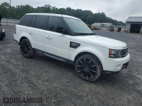 2013 Land Rover Range Rover Sport HSE Lux with VIN SALSK2D41DA765612, listed as a Copart auction lot 64596255 with 67,811 mi miles and Clean title. Bid and sale history available at DreamBid. Image 4.