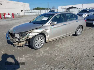 2013 Honda Accord Sdn EX-L with VIN 1HGCR2F82DA137163, listed as a IAAI auction lot 41636283 with 216,743 mi miles. Bid and sale history available at carsss.com. Image 2.