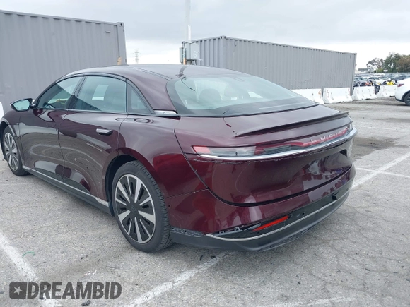 2023 Lucid Air Pure z VIN 50EA1PFA4PA006331, wystawiony jako IAAI lot #42213426 z przebiegiem 13 287 mil mil oraz . Historia ofert i sprzedaży dostępna na DreamBid. Obrazek 3.