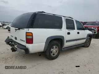 2002 Chevrolet Suburban LT with VIN 1GNEC16ZX2J327776, listed as a Copart auction lot 44775145 with 305,030 mi miles and Salvage Title. Bid and sale history available at carsss.com. Image 3.
