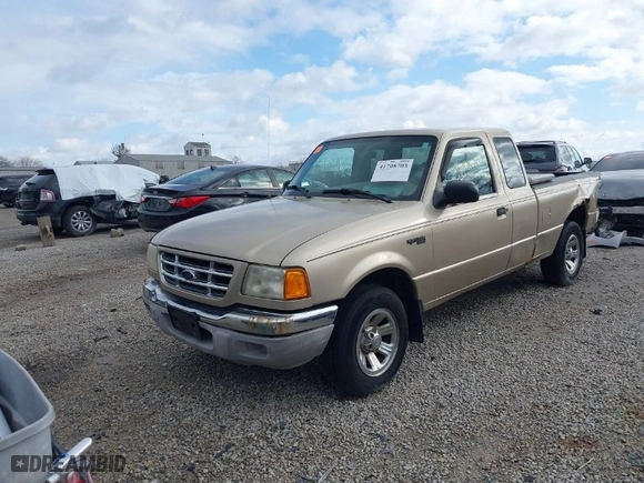 2002 Ford Ranger XL with VIN 1FTYR14U62TA20654, listed as a IAAI auction lot 41708703 with 197,549 mi miles. Bid and sale history available at carsss.com. Image 2.