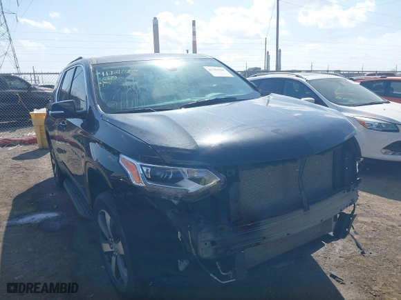 2020 Chevrolet Traverse LT Leather with VIN 1GNERHKW7LJ323401, listed as a IAAI auction lot 41781030 with 25,189 mi miles. Bid and sale history available at carsss.com. Image 1.