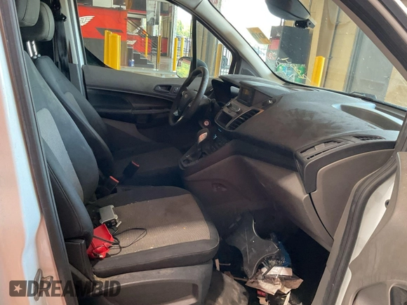 2020 Ford Transit Connect XL z VIN NM0LS7E24L1481506, wystawiony jako IAAI lot #42703132 z przebiegiem 62 368 mil mil oraz . Historia ofert i sprzedaży dostępna na DreamBid. Obrazek 3.