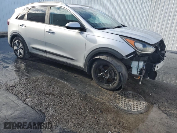 2017 Kia Niro LX with VIN KNDCB3LCXH5091047, listed as a Copart auction lot 59041944 with 63,561 mi miles and Clean Title. Bid and sale history available at carsss.com. Image 4.
