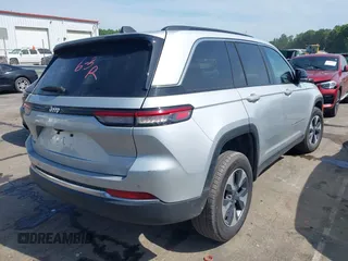 2024 Jeep Grand Cherokee с VIN 1C4RJYB6XRC171449, выставлен на аукционе IAAI как лот 42544548 с пробегом 36 103 миль миль и . История ставок и продаж доступна на DreamBid. Изображение 4.