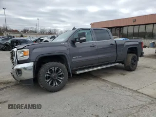 2016 GMC Sierra 2500HD SLE z VIN 1GT12SE84GF140066, wystawiony jako Copart lot #79395364 z przebiegiem 180 890 mil mil oraz Szkoda całkowita • Salvage title. Historia ofert i sprzedaży dostępna na DreamBid. Obrazek 1.