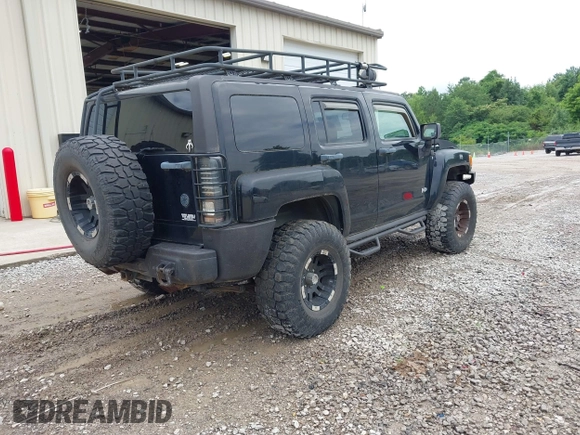 2007 Hummer H3 SUV z VIN 5GTDN13EX78256179, wystawiony jako IAAI lot #42444165 z przebiegiem 182 584 mil mil oraz . Historia ofert i sprzedaży dostępna na DreamBid. Obrazek 4.