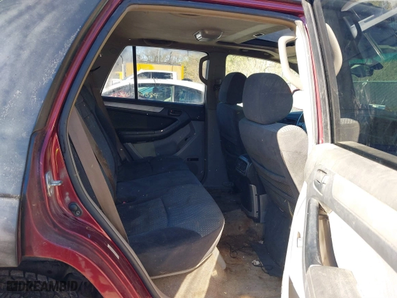 2005 Toyota 4Runner SR5 with VIN JTEBU14R258052004, listed as a IAAI auction lot 40916196 with 189,185 mi miles. Bid and sale history available at carsss.com. Image 8.