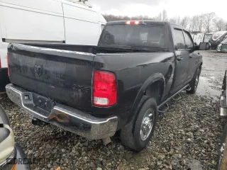 2018 Ram 2500 Tradesman with VIN 3C6UR5CJ2JG262048, listed as a Copart auction lot 44942415 with 184,788 mi miles and Clean Title. Bid and sale history available at carsss.com. Image 3.