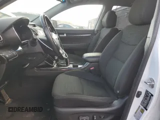 2014 Kia Sorento LX with VIN 5XYKTDA71EG474253, listed as a Copart auction lot 43668595 with 162,981 mi miles and Clean Title. Bid and sale history available at carsss.com. Image 7.