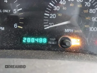 1998 Jeep Cherokee Sport z VIN 1J4FJ68S0WL117837, wystawiony jako IAAI lot #42125538 z przebiegiem 288 488 mil mil oraz . Historia ofert i sprzedaży dostępna na DreamBid. Obrazek 7.