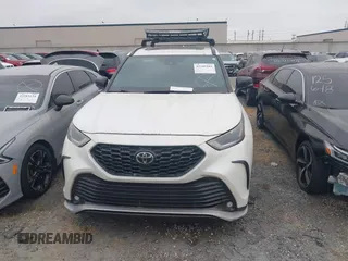 2021 Toyota Highlander XSE z VIN 5TDLZRBH8MS062159, wystawiony jako IAAI lot #42245182 z przebiegiem 63 072 mil mil oraz . Historia ofert i sprzedaży dostępna na DreamBid. Obrazek 12.