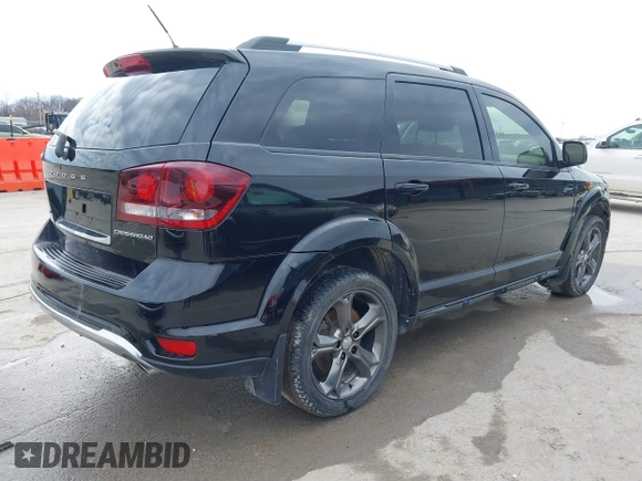 2015 Dodge Journey Crossroad with VIN 3C4PDCGG1FT622772, listed as a IAAI auction lot 41645893 with 183,935 mi miles and . Bid and sale history available at DreamBid. Image 4.