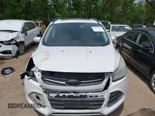 2014 Ford Escape SE с VIN 1FMCU9G95EUD67496, выставлен на аукционе IAAI как лот 42176620 с пробегом 145 573 миль миль и . История ставок и продаж доступна на DreamBid. Изображение 12.