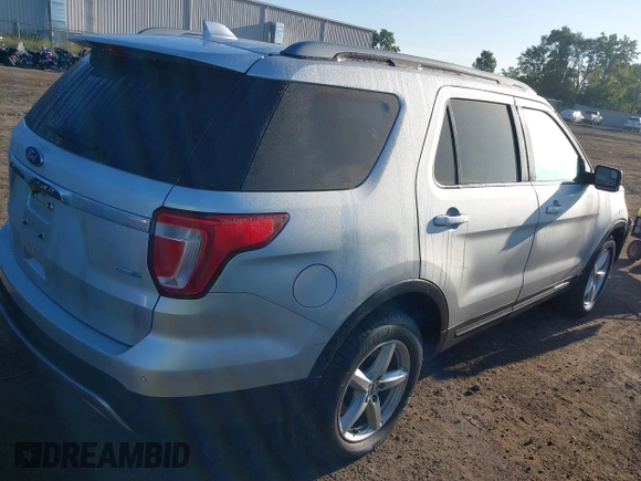 2016 Ford Explorer XLT with VIN 1FM5K8DH2GGC55289, listed as a IAAI auction lot 40302783 with 213,433 mi miles and . Bid and sale history available at DreamBid. Image 4.