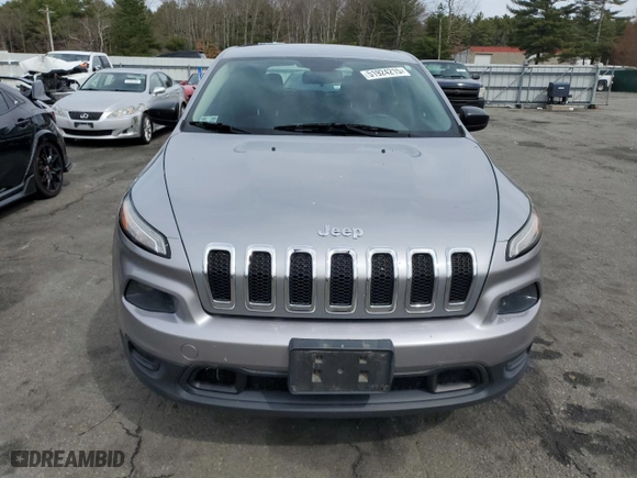 2014 Jeep Cherokee Sport with VIN 1C4PJMAB2EW142146, listed as a Copart auction lot 51924215 with 169,781 mi miles and Clean Title. Bid and sale history available at carsss.com. Image 5.