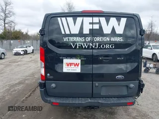 2018 Ford Transit Passenger XL с VIN 1FBZX2YM8JKB02131, выставлен на аукционе IAAI как лот 41794951 с пробегом 70 267 миль миль и . История ставок и продаж доступна на DreamBid. Изображение 16.