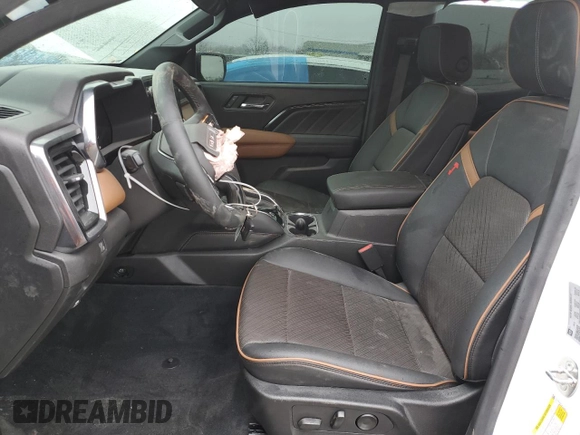 2023 GMC Canyon 4WD AT4 with VIN 1GTP6DEK3P1184837, listed as a Copart auction lot 44501054 with 2,236 mi miles and Non Repairable. Bid and sale history available at carsss.com. Image 7.