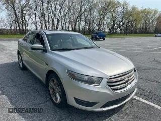 2013 Ford Taurus SEL with VIN 1FAHP2E85DG199414, listed as a Copart auction lot 54572685 with 122,416 mi miles and Clean Title. Bid and sale history available at carsss.com. Image 1.