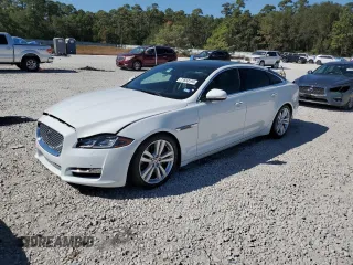 2016 Jaguar XJ Portfolio with VIN SAJWA2G79G8W00955, listed as a Copart auction lot 77650194 with 60,515 mi miles and Clean Title. Bid and sale history available at DreamBid. Image 1.