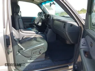 2000 GMC Sierra 1500 SLE with VIN 2GTEK19T2Y1271225, listed as a IAAI auction lot 41810298 with 223,957 mi miles and . Bid and sale history available at DreamBid. Image 5.