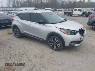 2019 Nissan Kicks S with VIN 3N1CP5CU2KL562351, listed as a IAAI auction lot 41554939 with 78,319 mi miles. Bid and sale history available at carsss.com. Image 1.