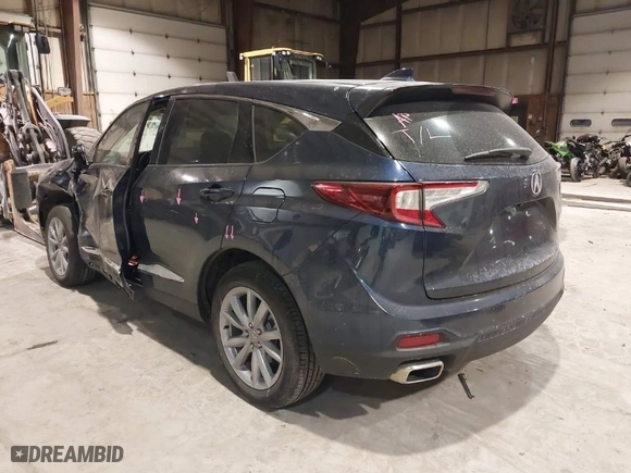 2024 Acura RDX with VIN 5J8TC2H32RL032363, listed as a IAAI auction lot 41404547 with 5,028 mi miles. Bid and sale history available at carsss.com. Image 3.