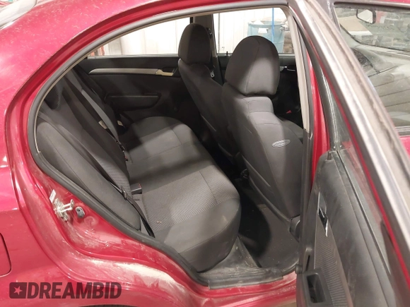 2010 Chevrolet Aveo 1LT z VIN KL1TD5DE6AB123027, wystawiony jako IAAI lot #42284949 z przebiegiem 139 388 mil mil oraz . Historia ofert i sprzedaży dostępna na DreamBid. Obrazek 8.