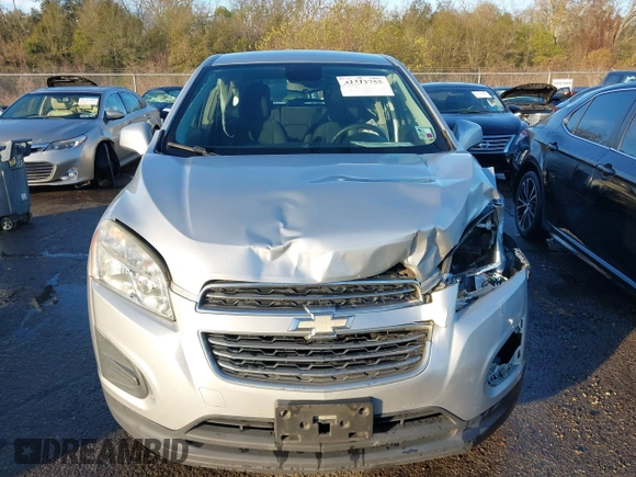 2016 Chevrolet Trax LS with VIN 3GNCJKSB6GL224009, listed as a IAAI auction lot 41312755 with 121,159 mi miles. Bid and sale history available at carsss.com. Image 12.