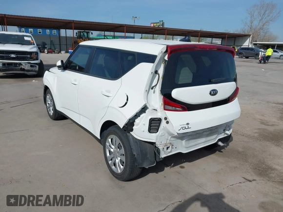 2021 Kia Soul S with VIN KNDJ23AU5M7144920, listed as a IAAI auction lot 41857262 with 28,480 mi miles and . Bid and sale history available at DreamBid. Image 3.