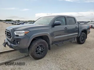 2022 Toyota Tacoma SR5 z VIN 3TMAZ5CN3NM195403, wystawiony jako Copart lot #60462895 z przebiegiem 53 306 mil mil oraz Szkoda całkowita • Salvage title. Historia ofert i sprzedaży dostępna na DreamBid. Obrazek 1.