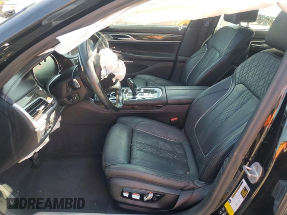 2018 BMW 7 Series ALPINA B7 xDrive with VIN WBA7F2C50JG424655, listed as a Copart auction lot 70325634 with 0 mi miles and Salvage Title. Bid and sale history available at carsss.com. Image 7.